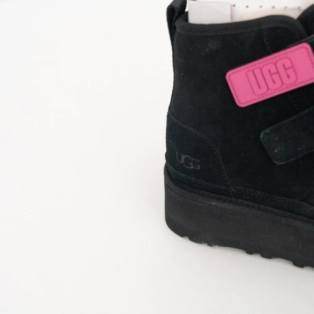 UGG Girl. Neumel Platform Boots. - Picture 9 of 15